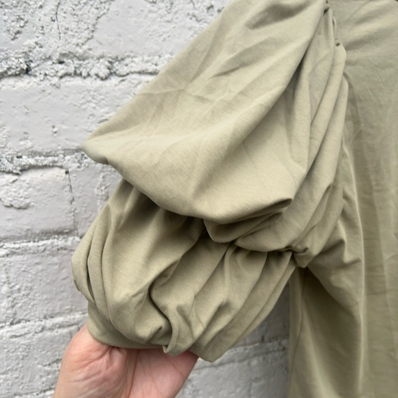 Express Skimming scoop neck puffed sleeve tee sz S NWT. Pale greenish co… - Picture 8 of 9